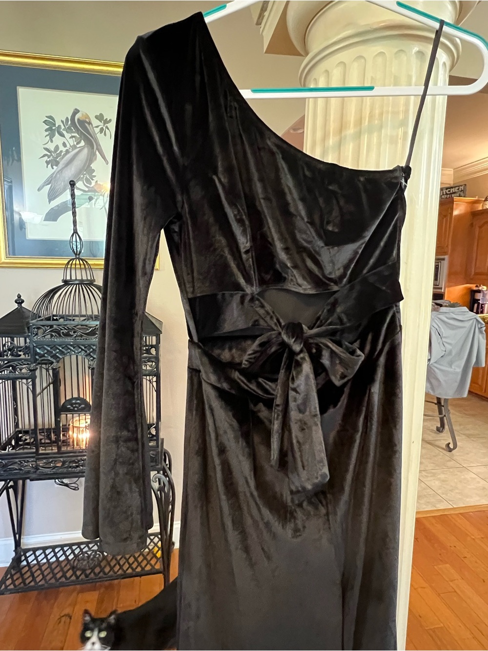 Petal & Pup Black One-Shoulder Velvet Wide-Leg Jumpsuit - Picture 3 of 11